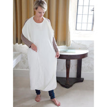 Load image into Gallery viewer, image to show size of Cuddledry apron towel and how to wear it