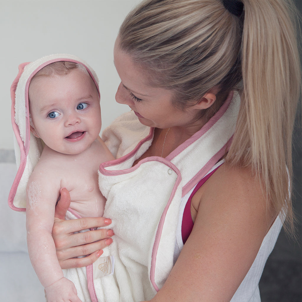 apron style baby bath towel with hood